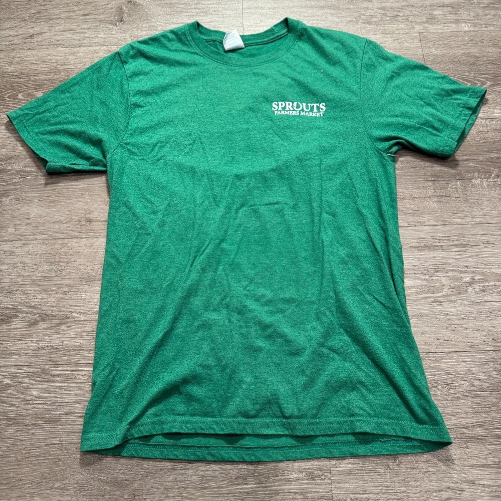 Sprouts‎ Farmers Market Employee Mens Tee Shirt Size Small Green Crew Neck